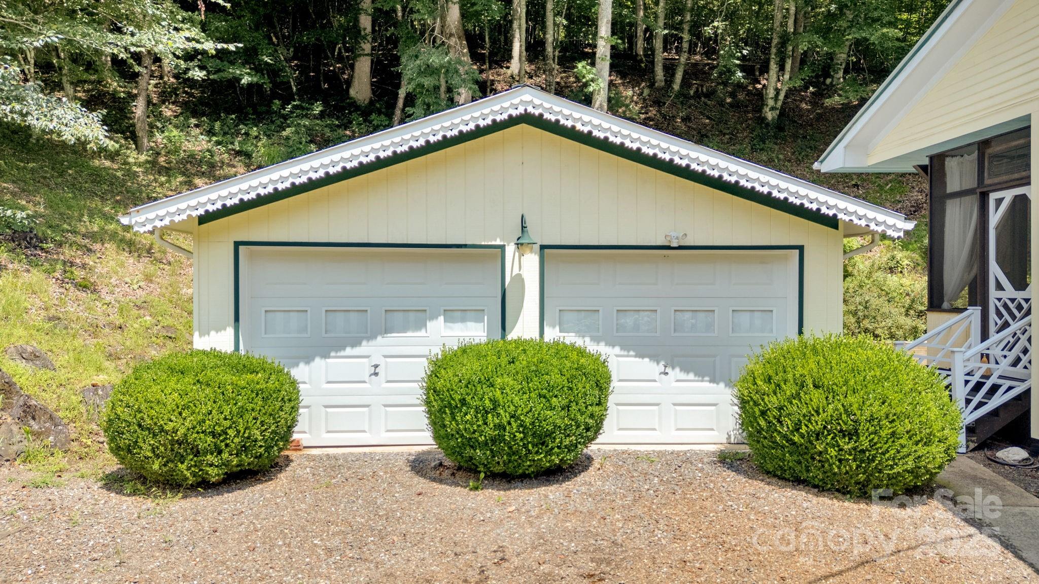 665 Upper Pig Pen Road