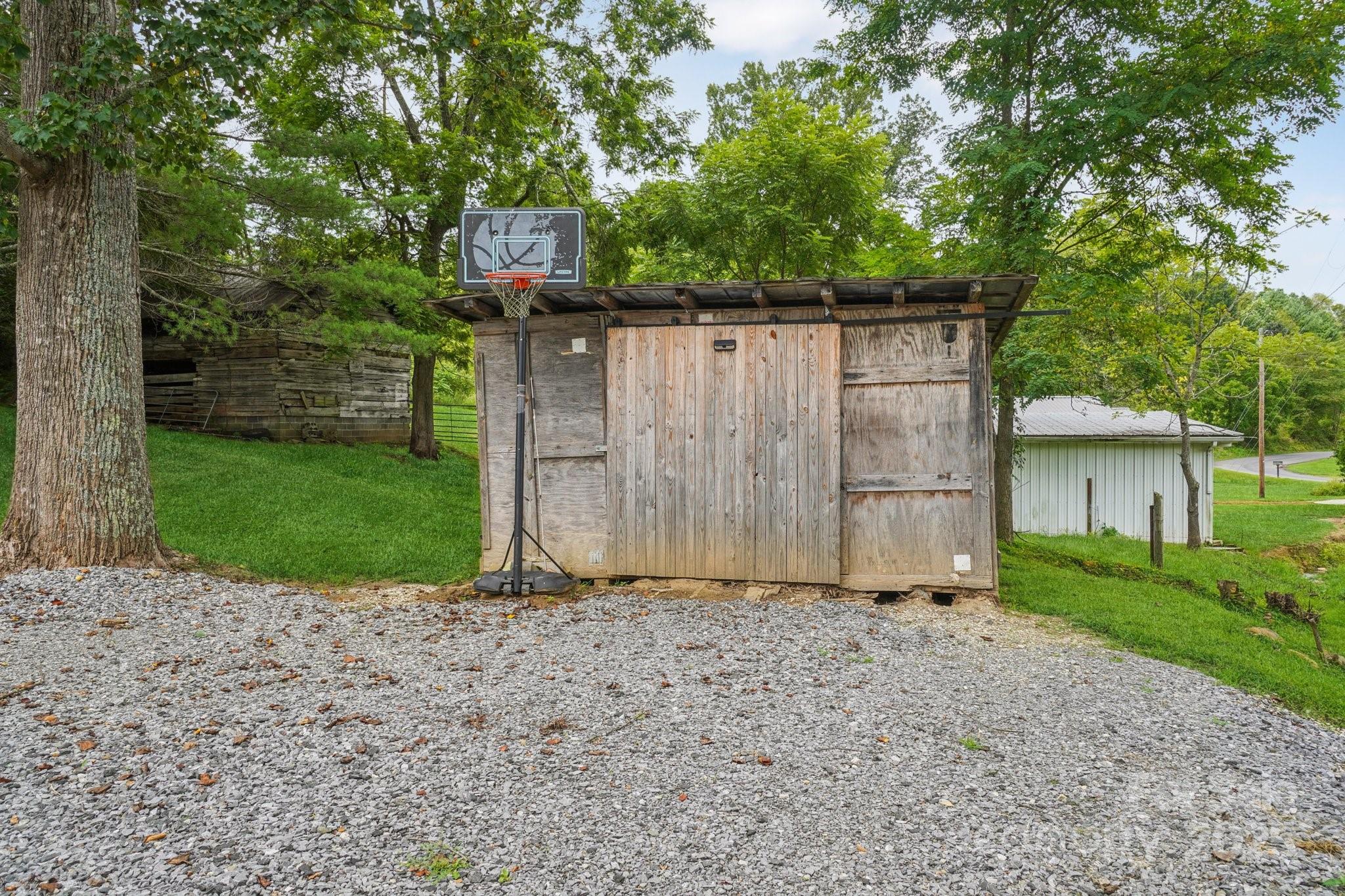 514 Mine Branch Road