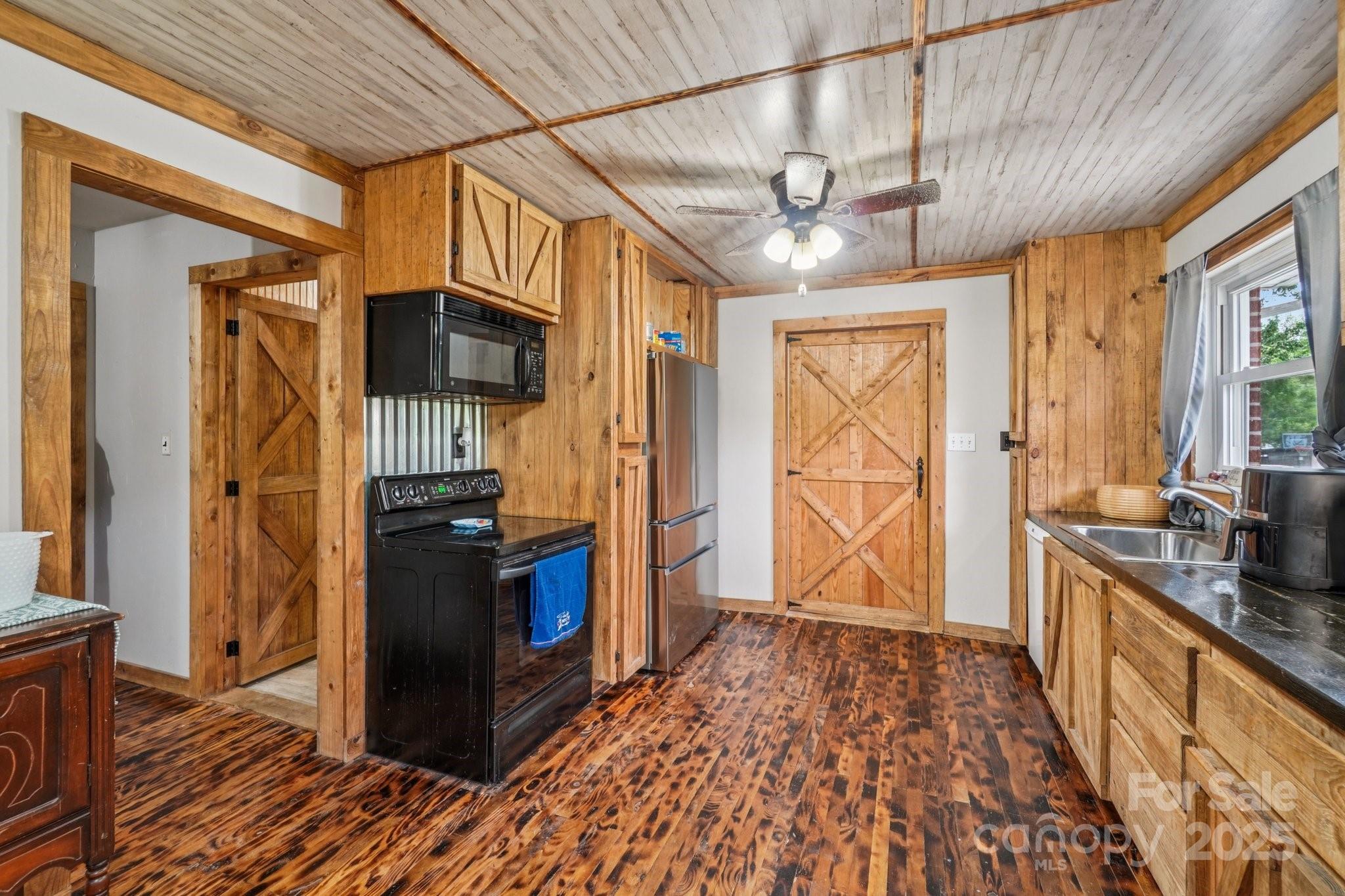514 Mine Branch Road