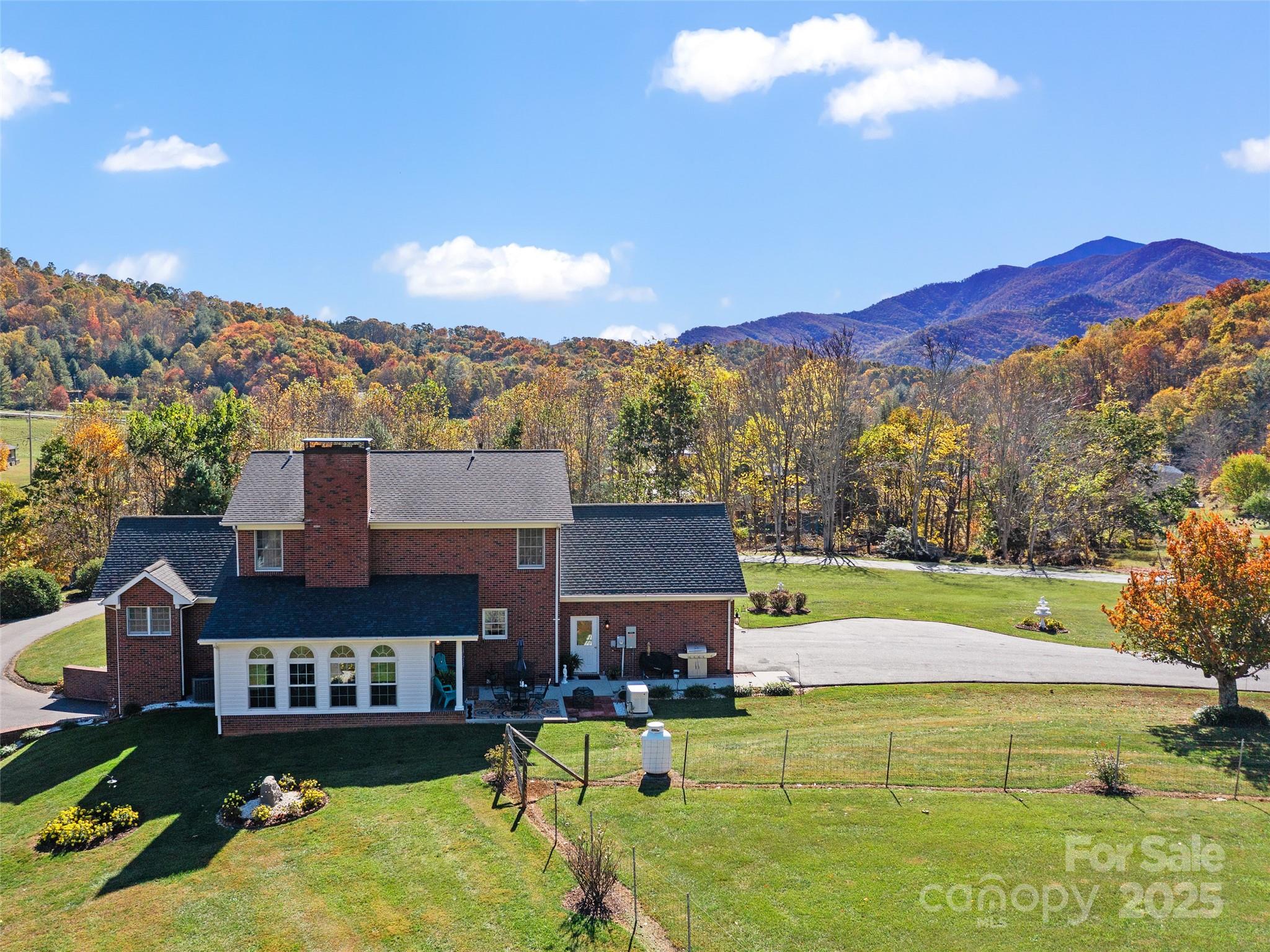 1715 Green Mountain Drive