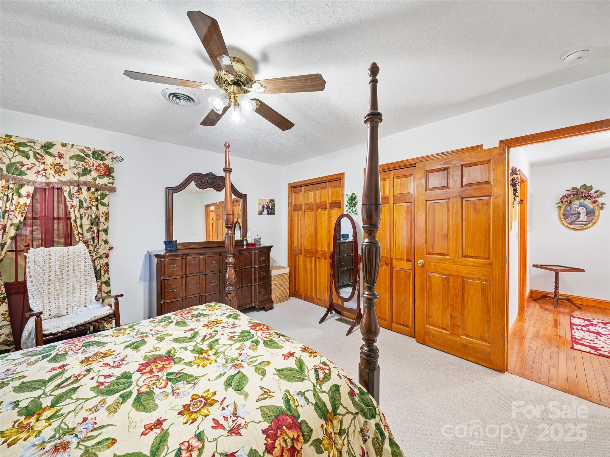 1715 Green Mountain Drive