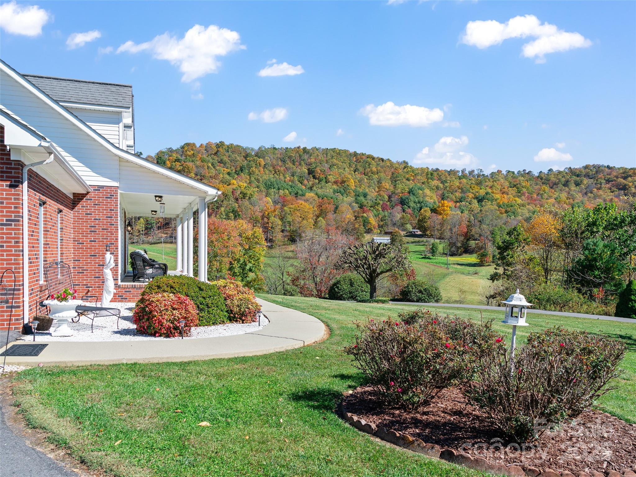 1715 Green Mountain Drive