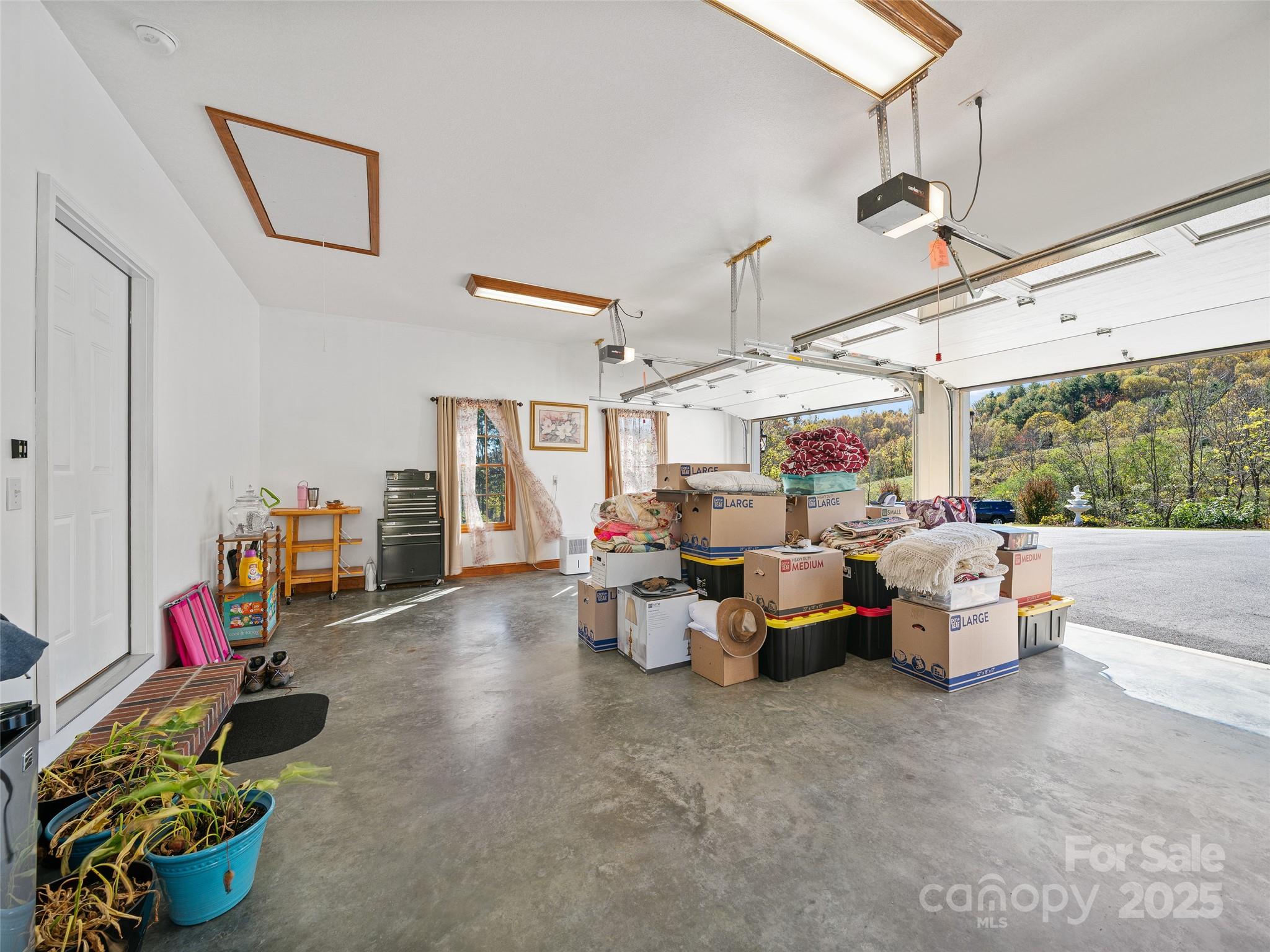1715 Green Mountain Drive