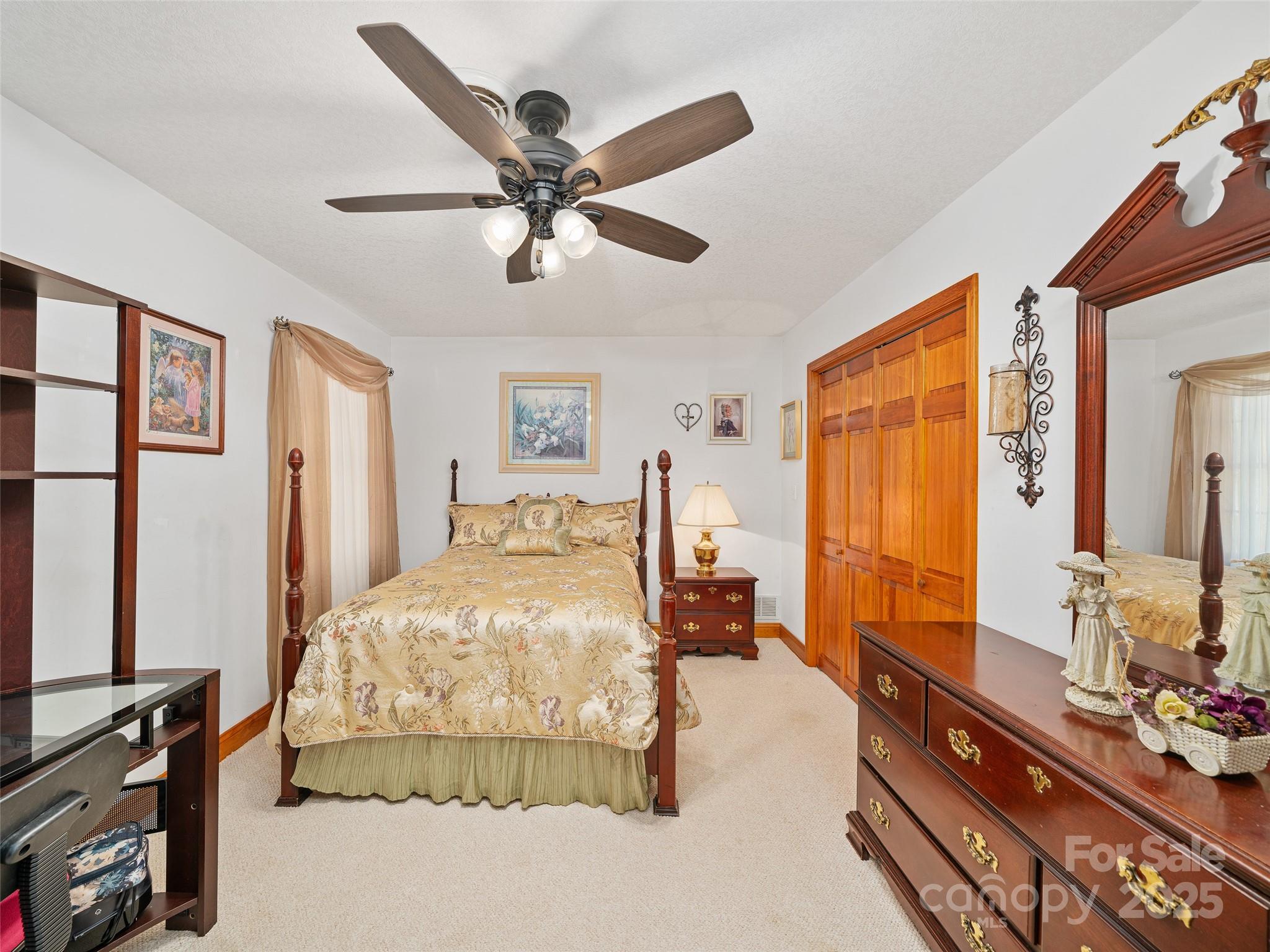 1715 Green Mountain Drive