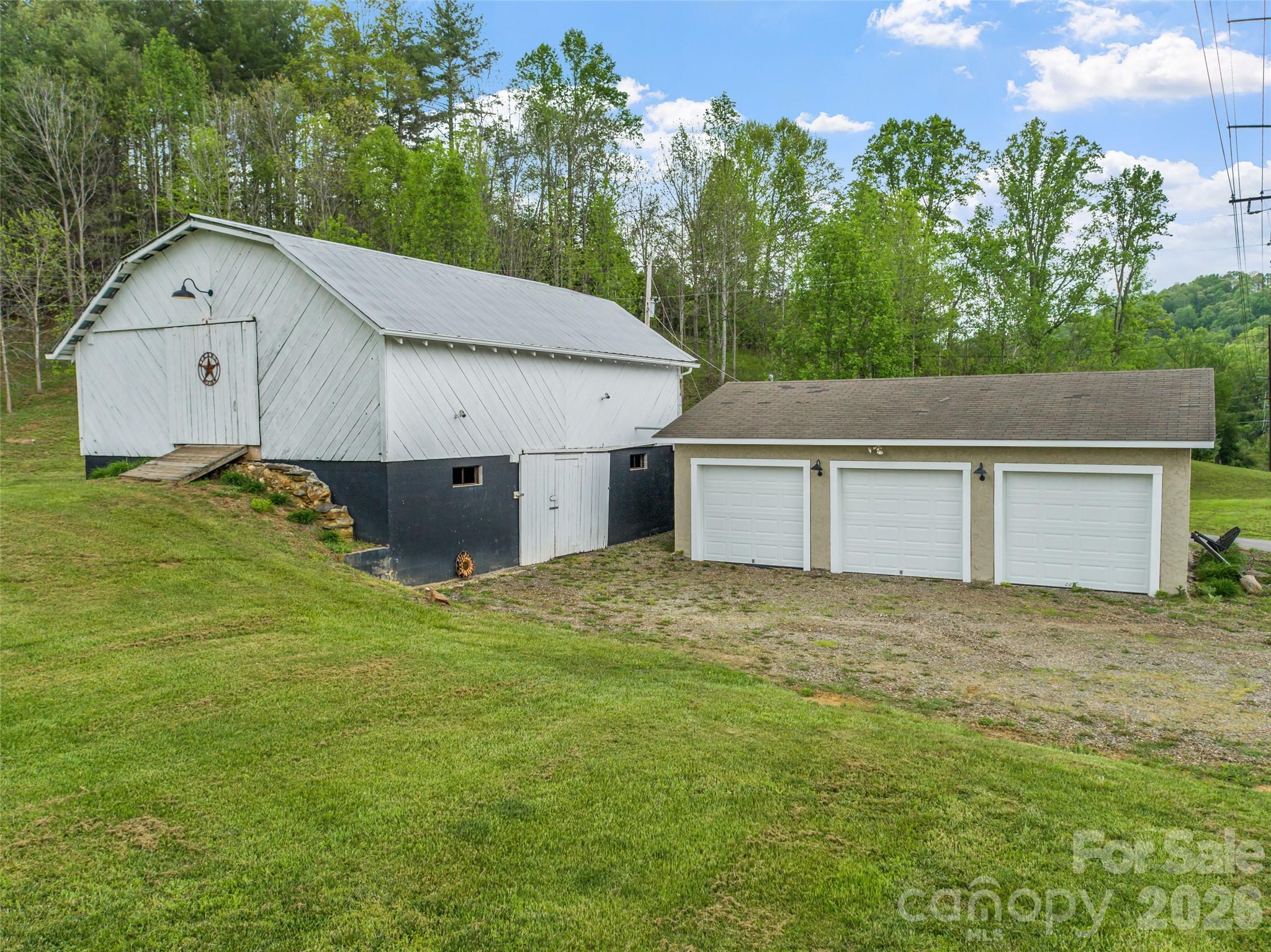 2581 Double Island Road