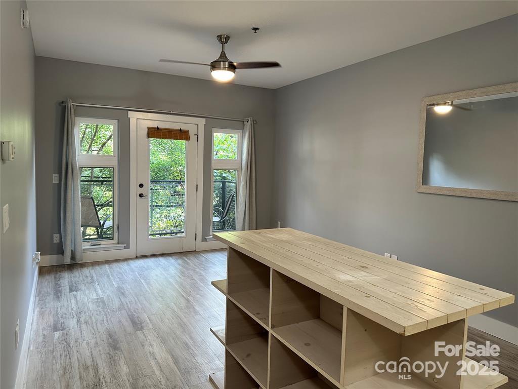 125 Clingman Avenue Unit: 203