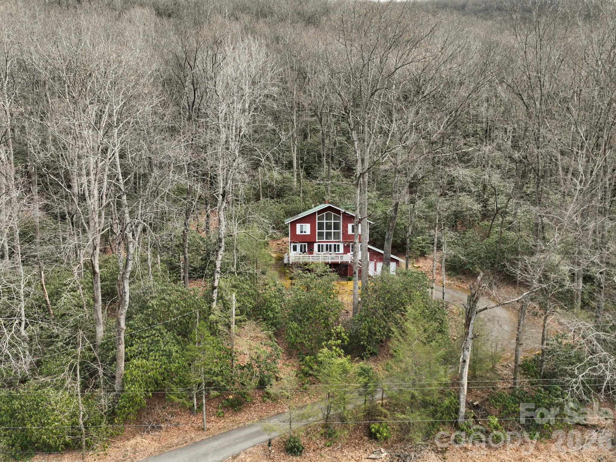 1135 S Toe River Road