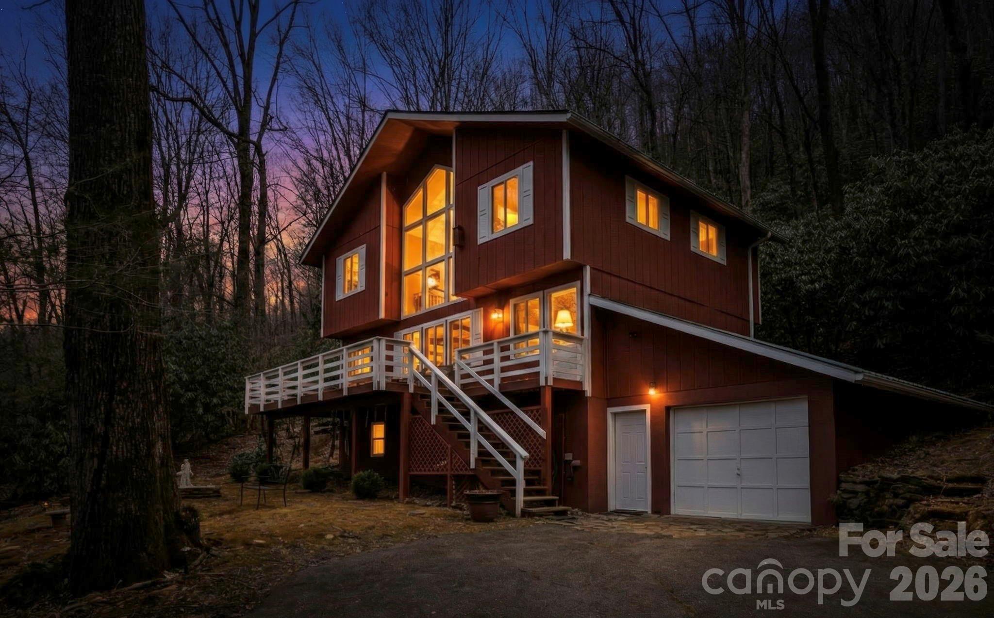 1135 S Toe River Road