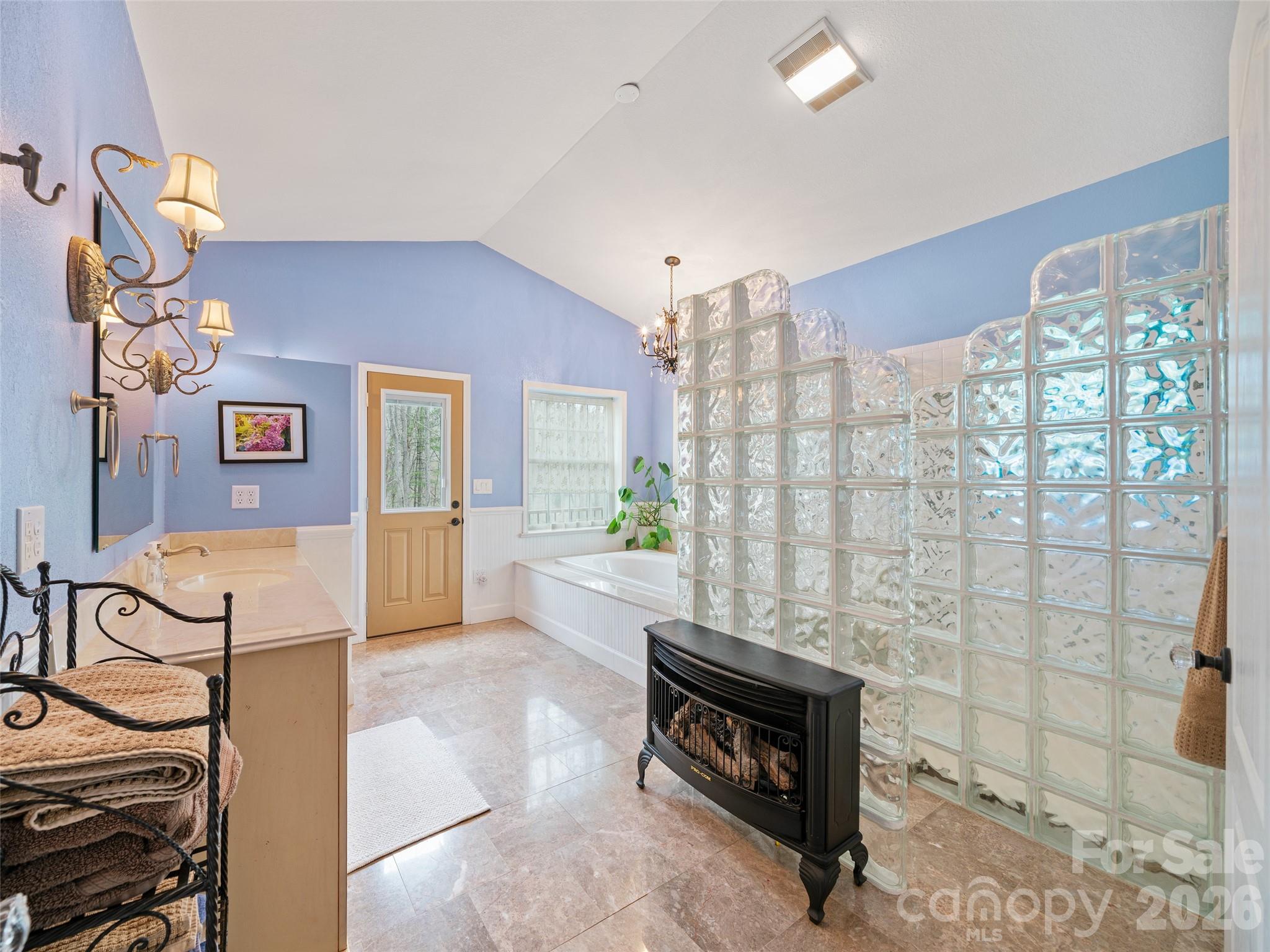 12 Riverview Drive