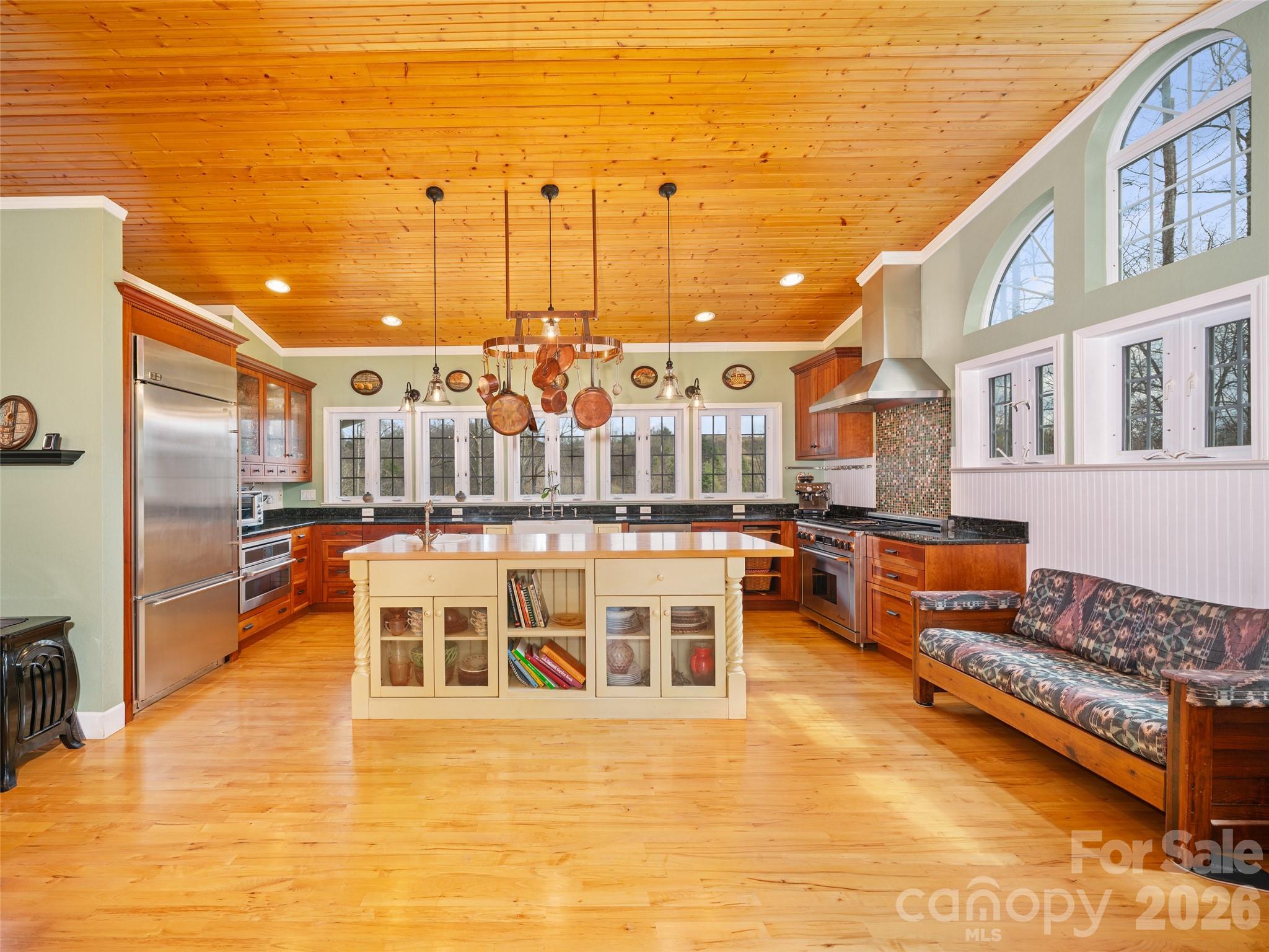 12 Riverview Drive