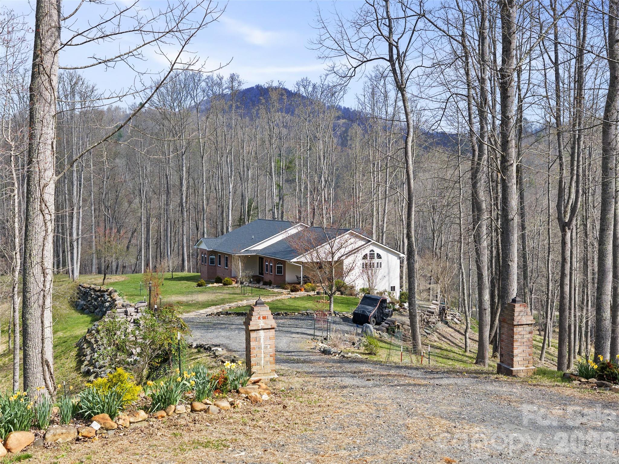 12 Riverview Drive