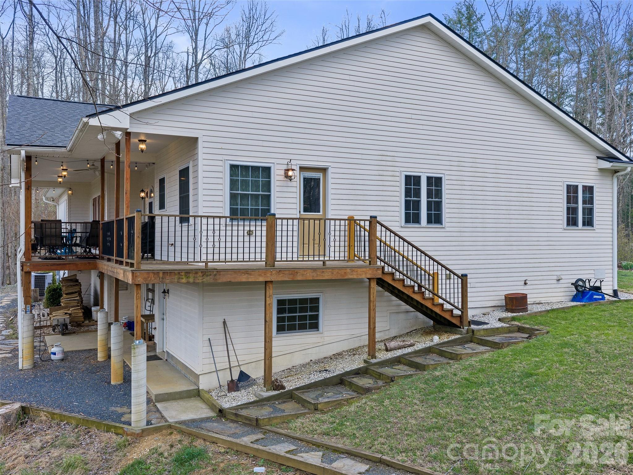 12 Riverview Drive