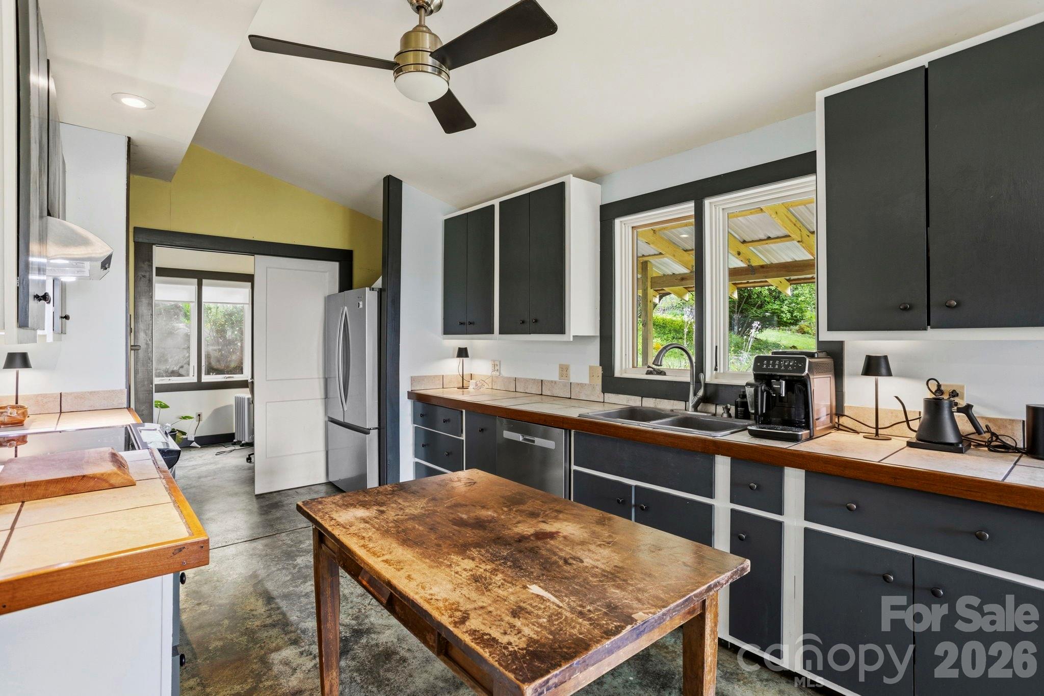 1108 Pine Root Branch Road