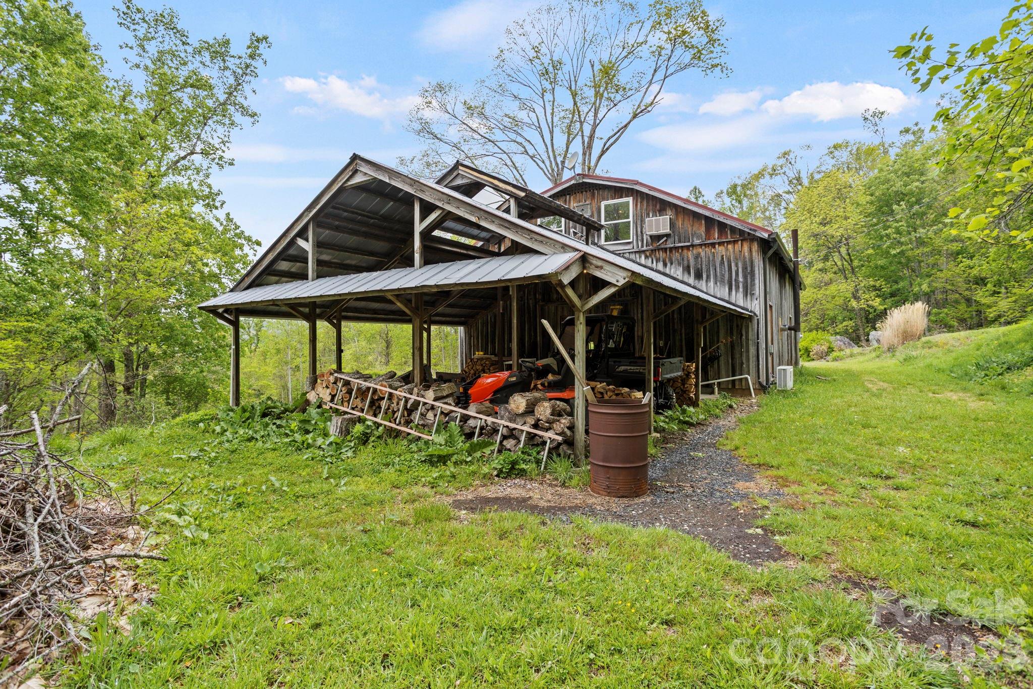 1108 Pine Root Branch Road