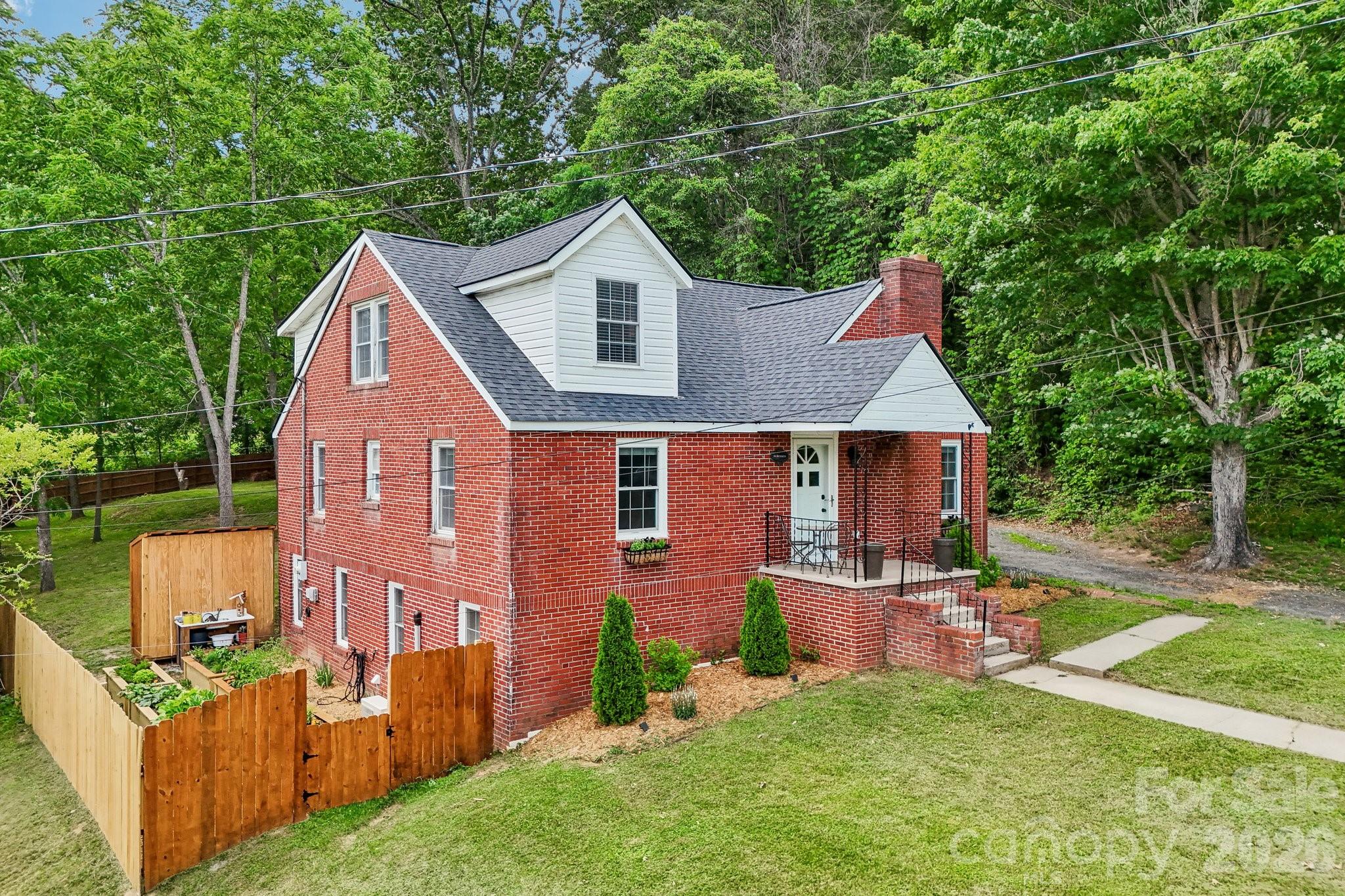111 Bennett Street