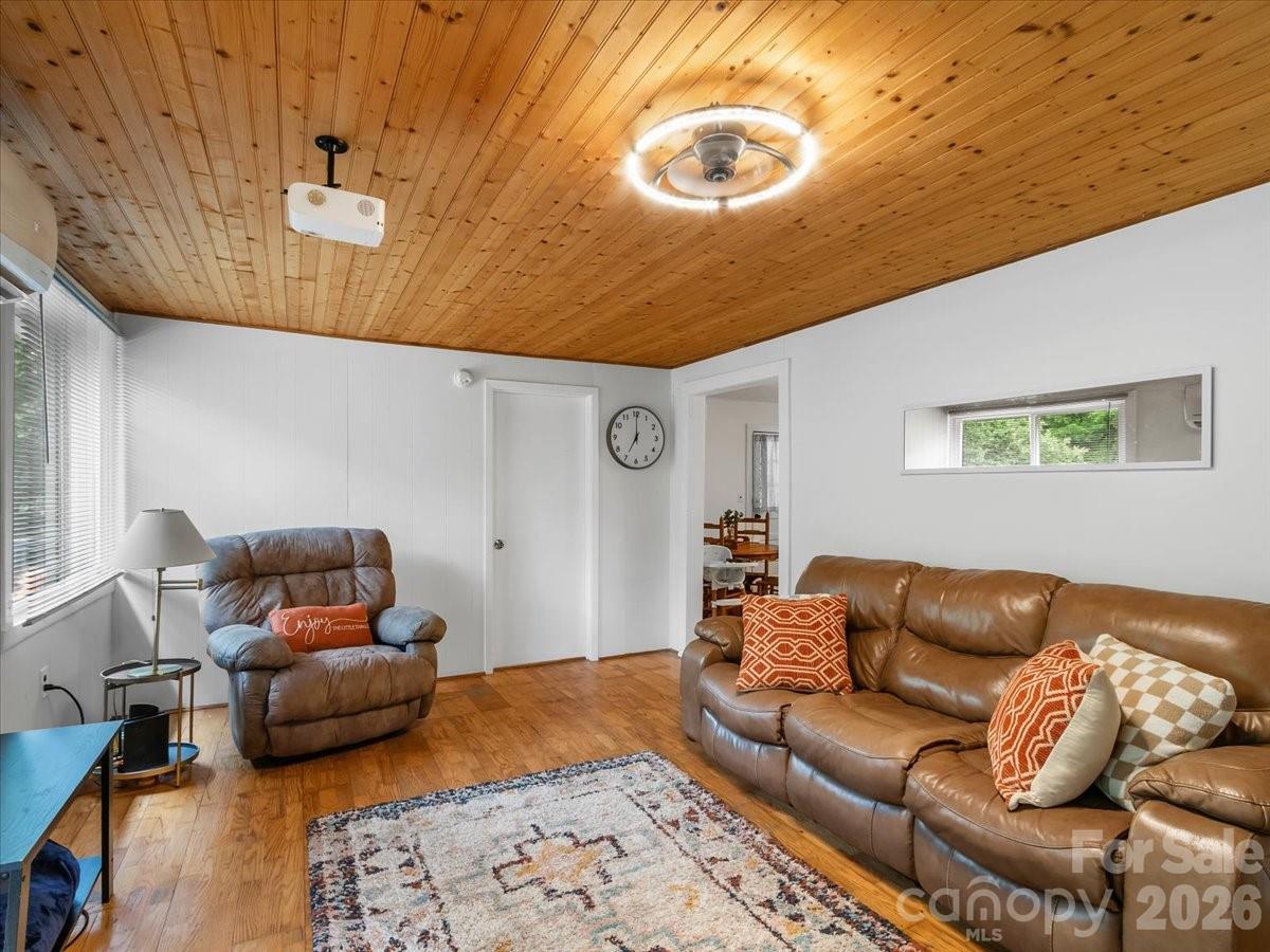 352 Jakes Branch Road