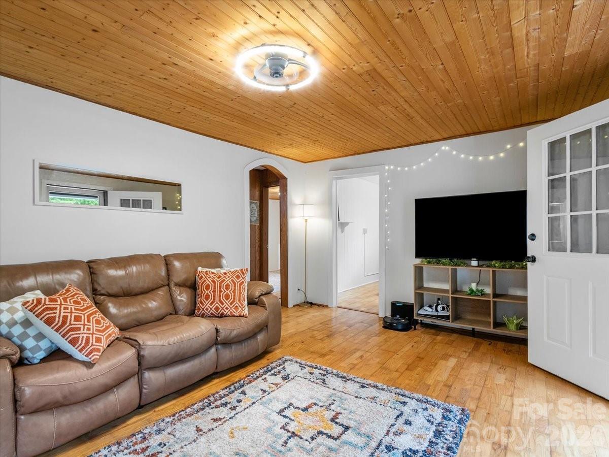 352 Jakes Branch Road