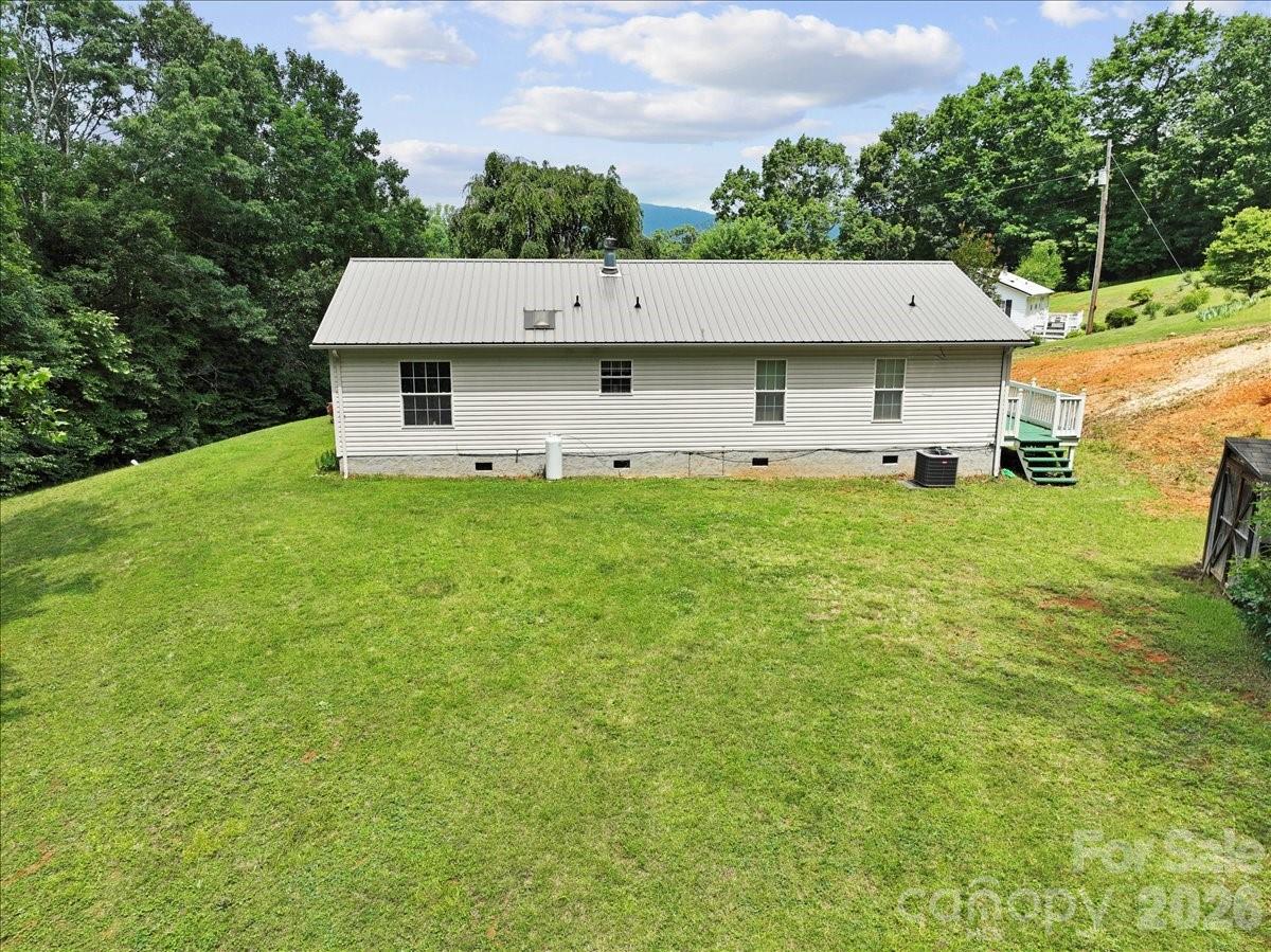 98 Cardinal Lane