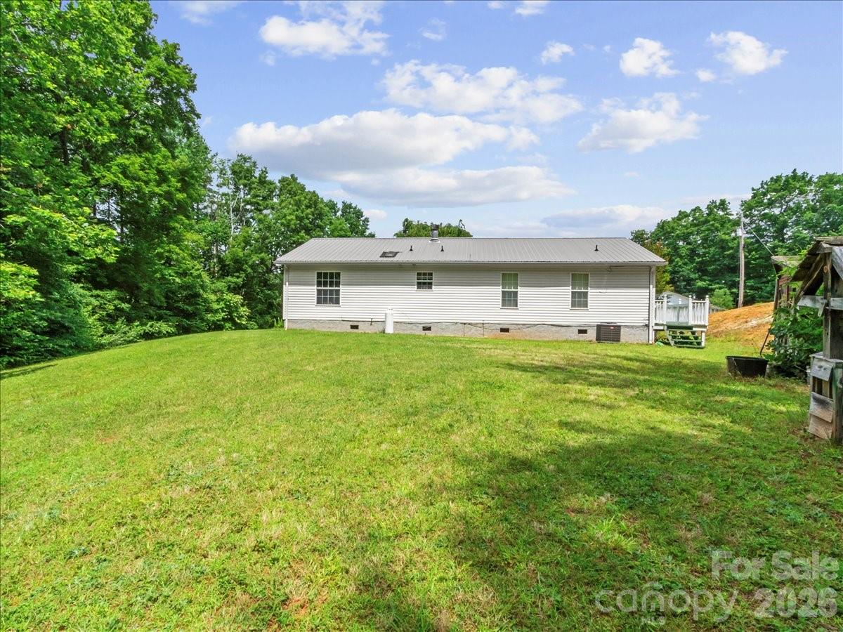 98 Cardinal Lane