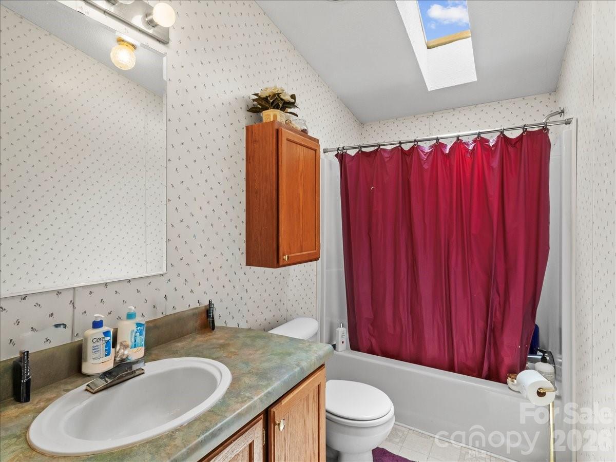 98 Cardinal Lane
