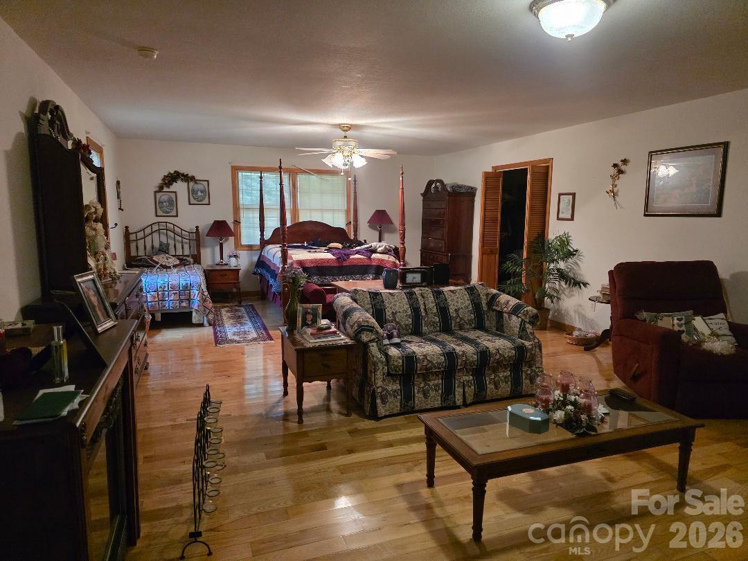 225 White Oak Road