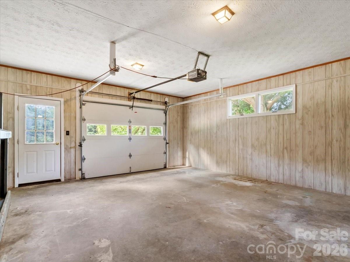 235 Rolling Ridge Loop