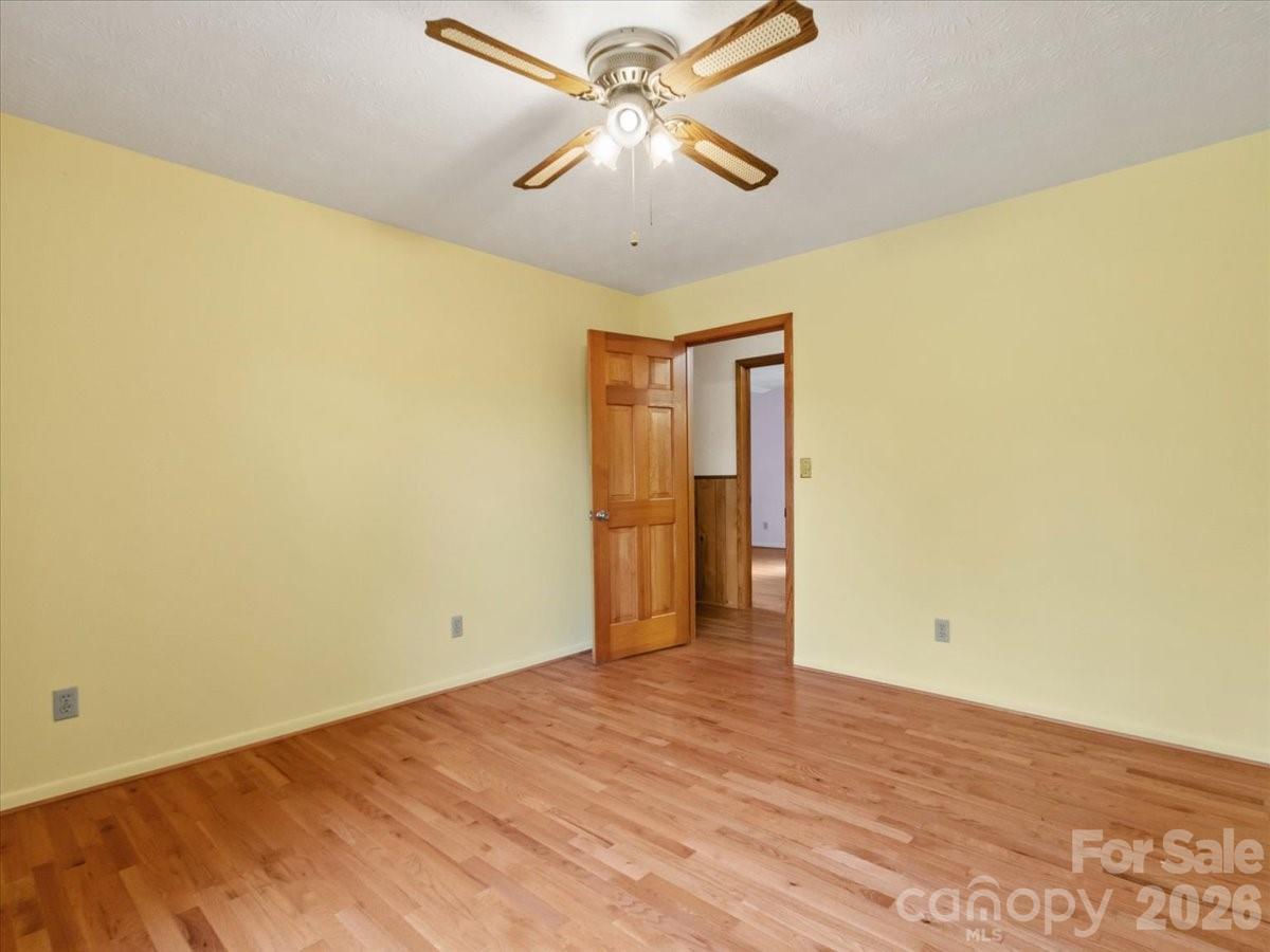 235 Rolling Ridge Loop