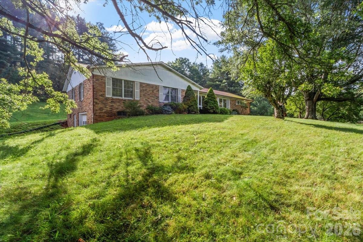 235 Rolling Ridge Loop
