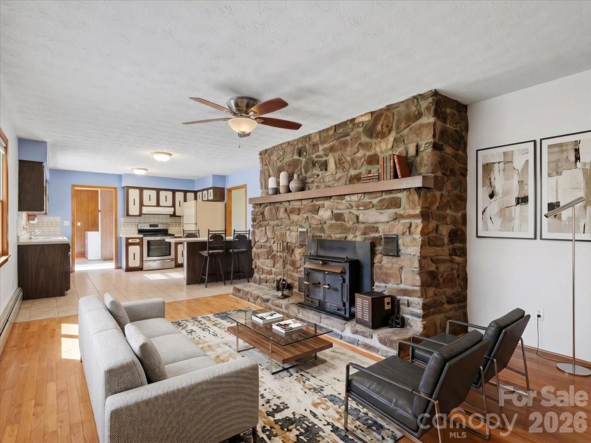 235 Rolling Ridge Loop