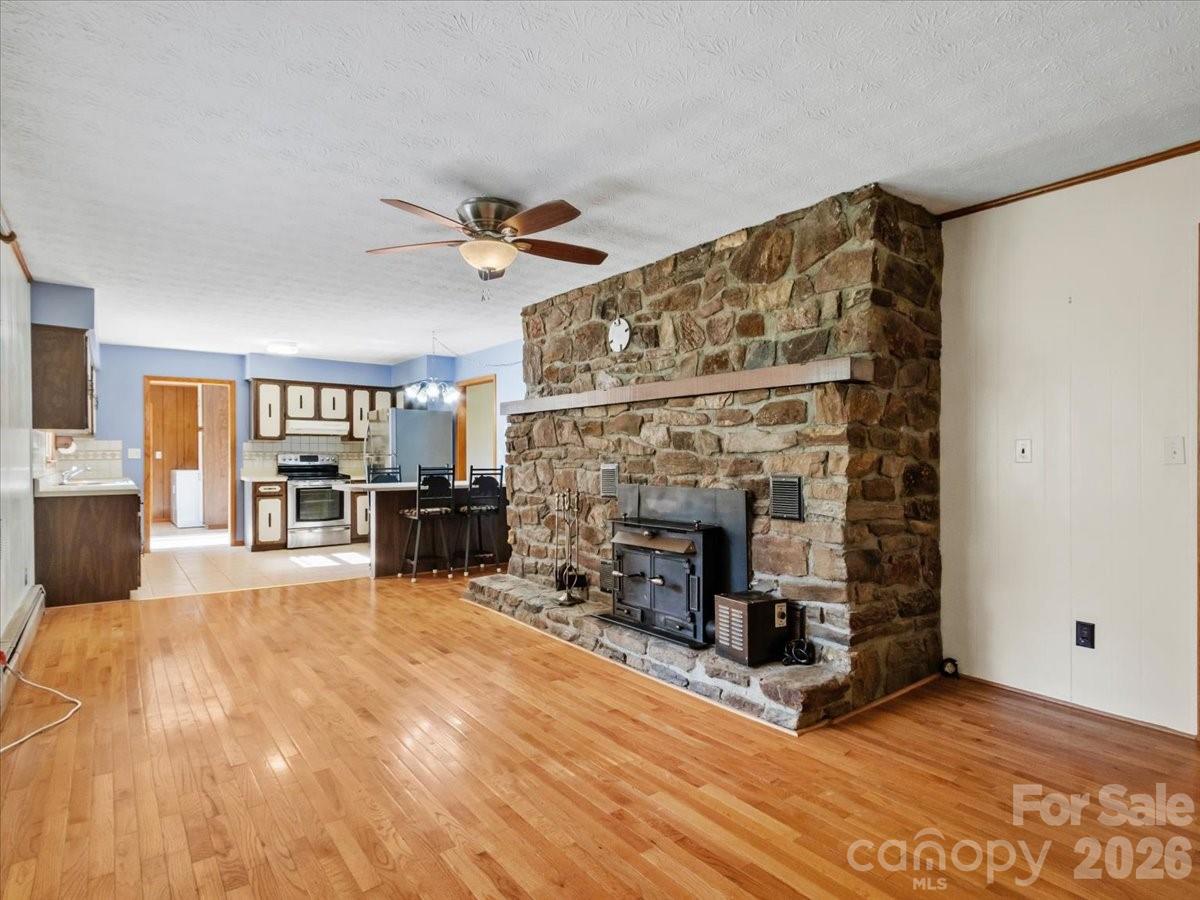235 Rolling Ridge Loop