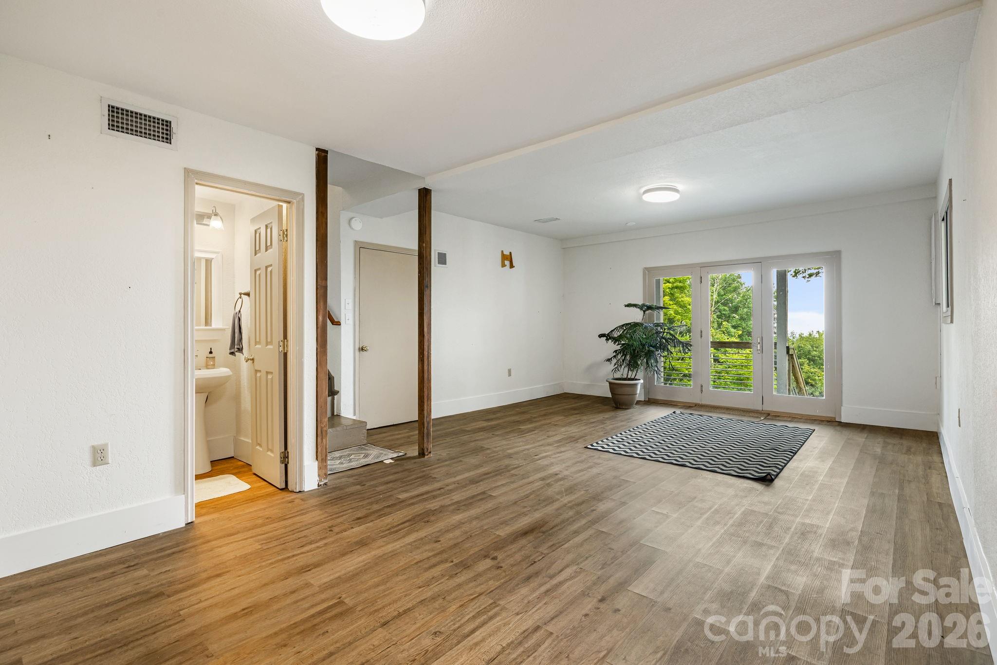 129 Finney Lane
