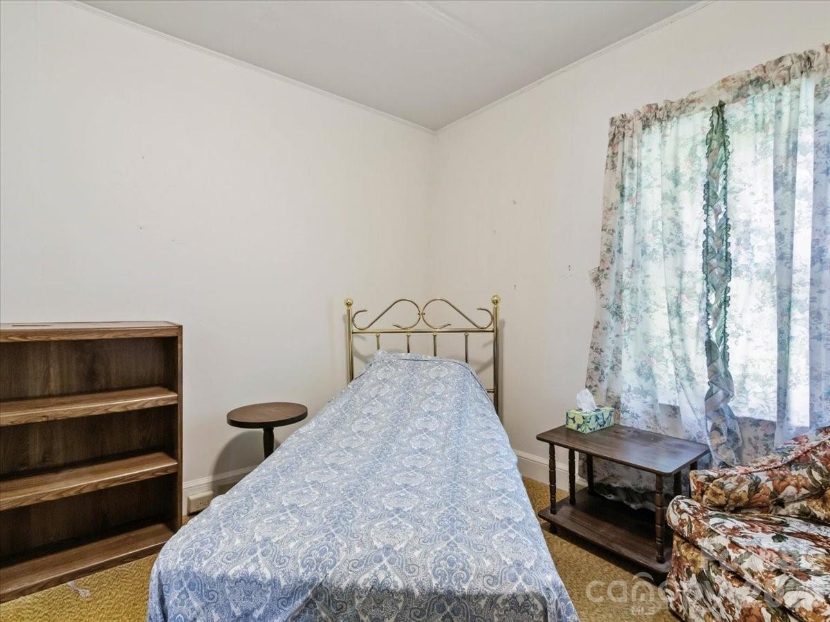 659 Newdale Church Road