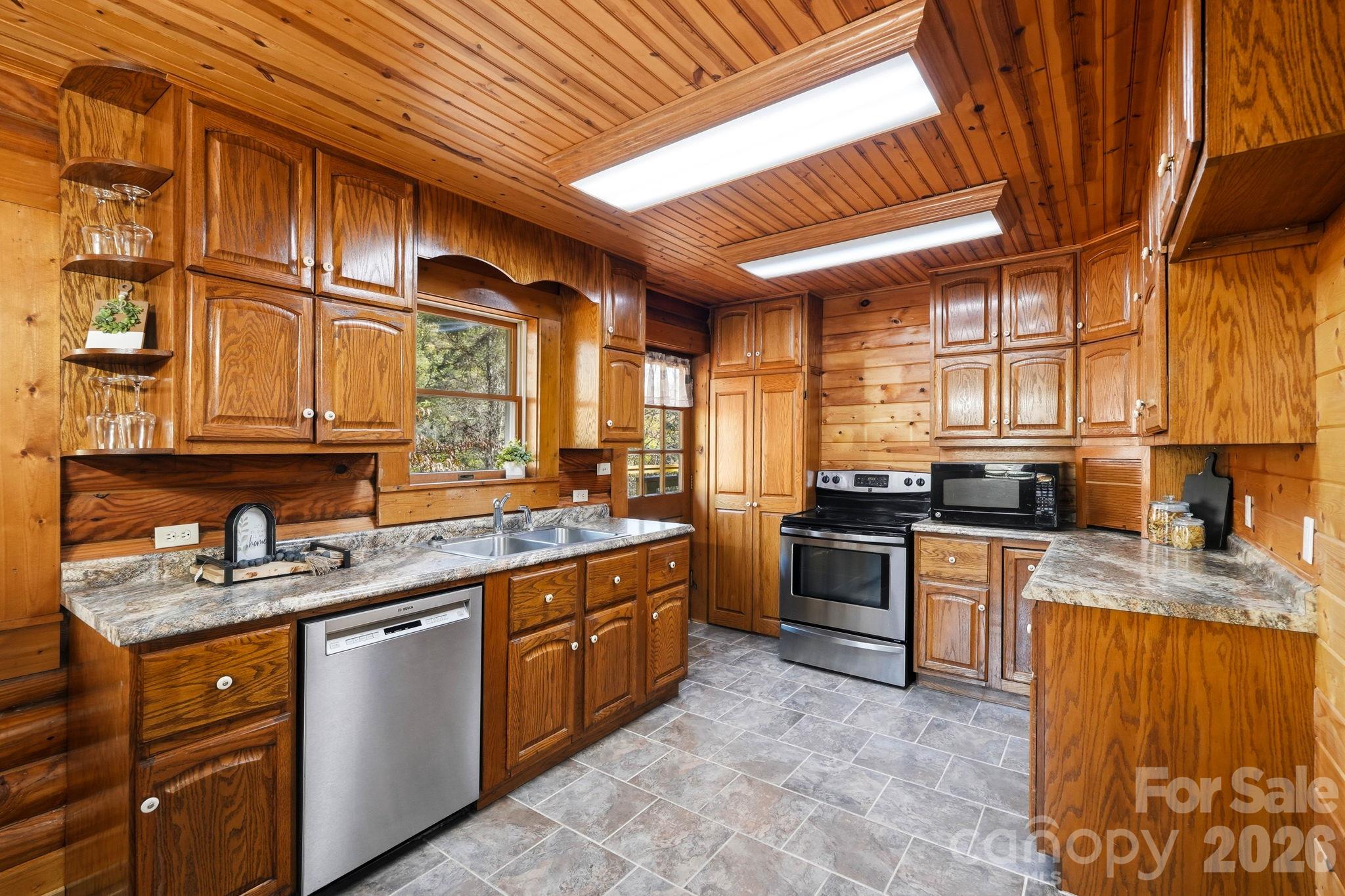 37 White Pine Lane