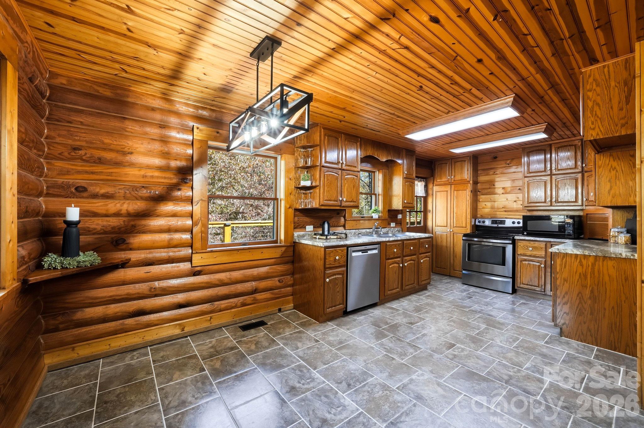 37 White Pine Lane
