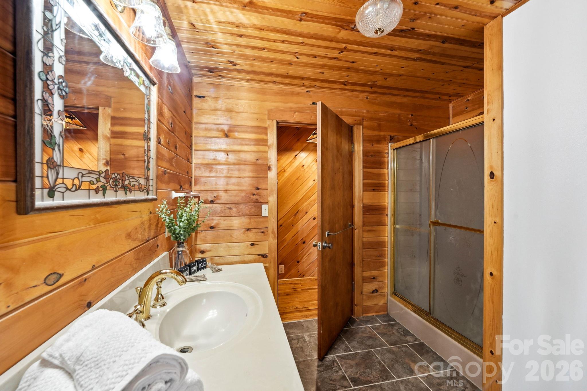 37 White Pine Lane