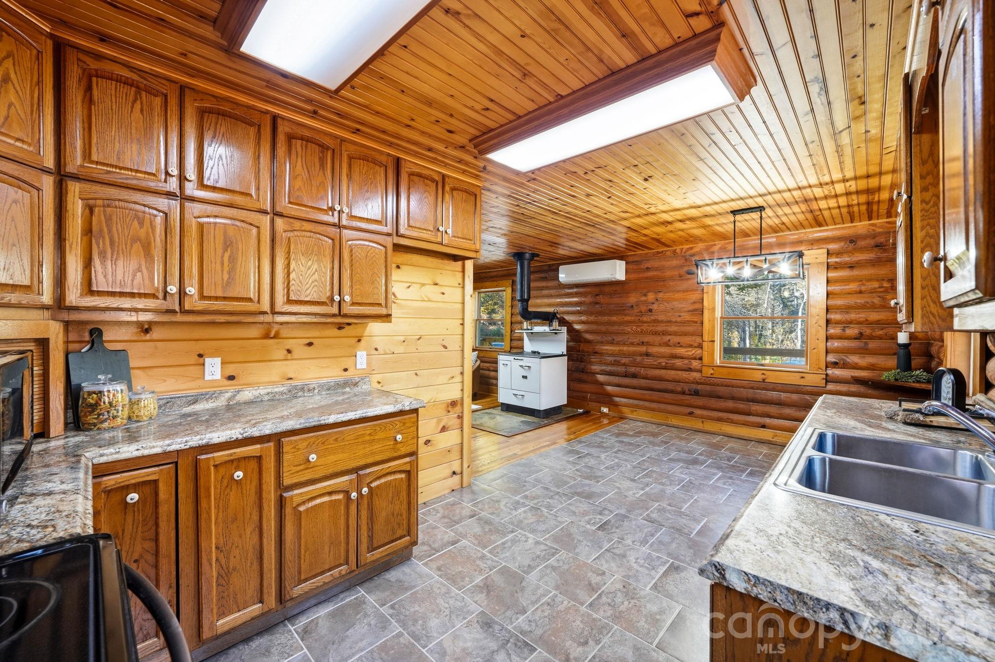 37 White Pine Lane