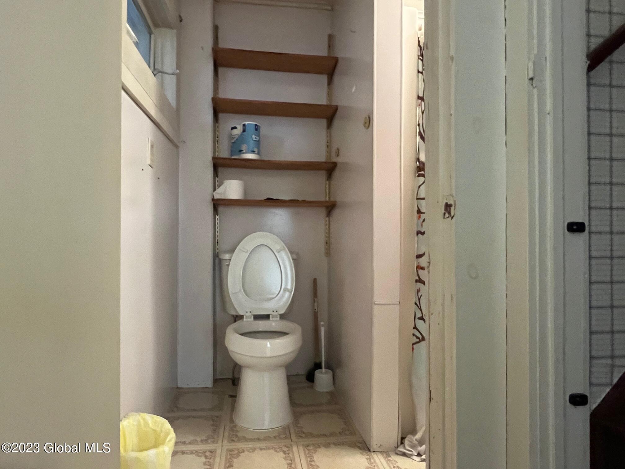 2 Lonergan Lane