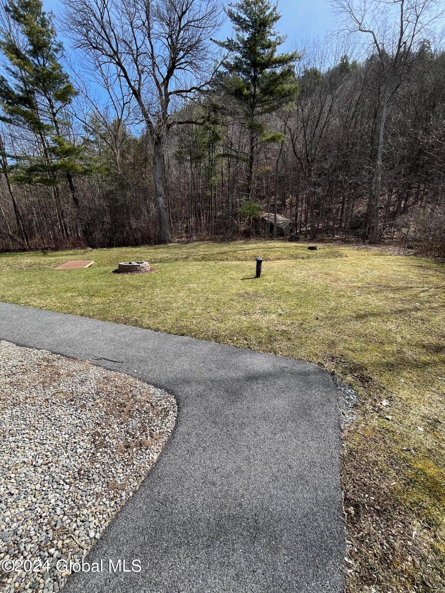 99 Black Point Road