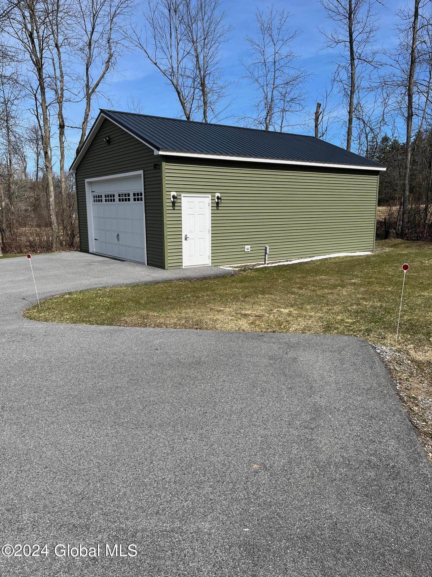 99 Black Point Road