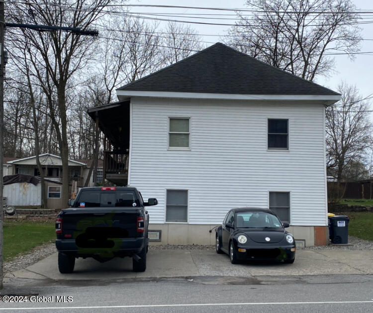 8 Calkins Place