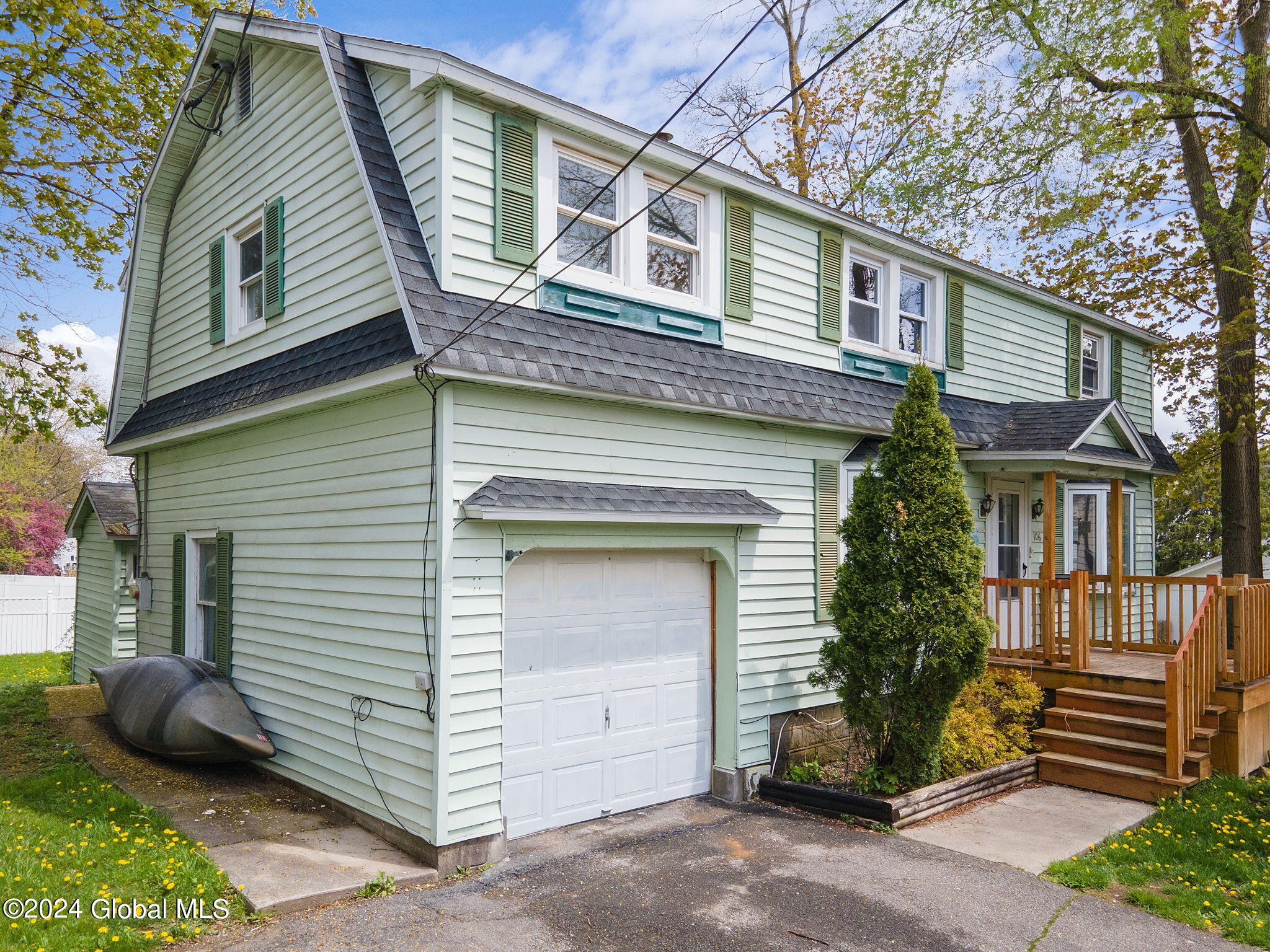 106 Jefferson Avenue