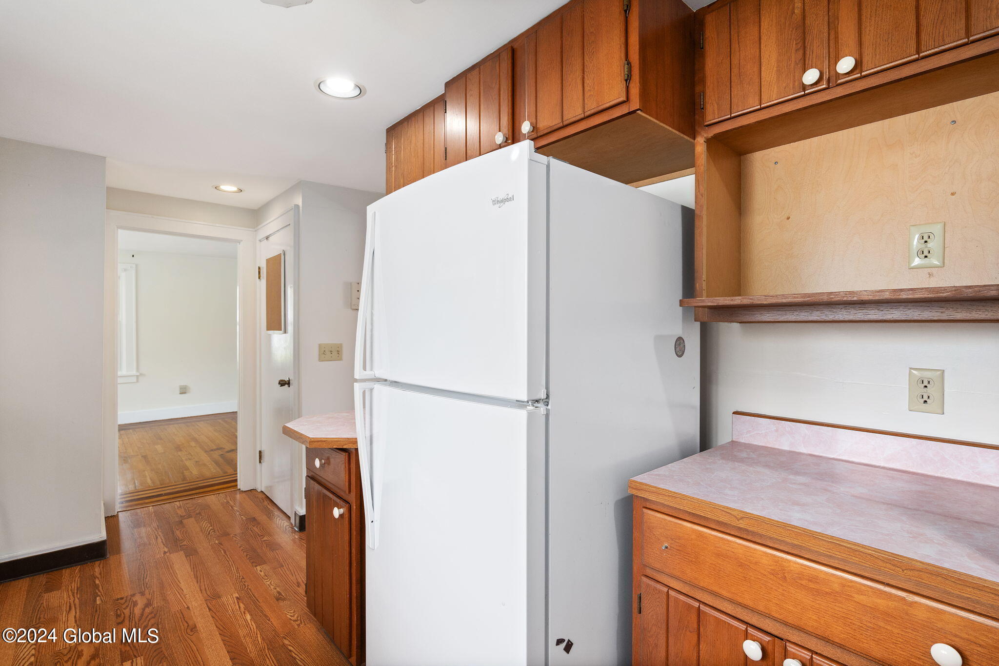 106 Jefferson Avenue