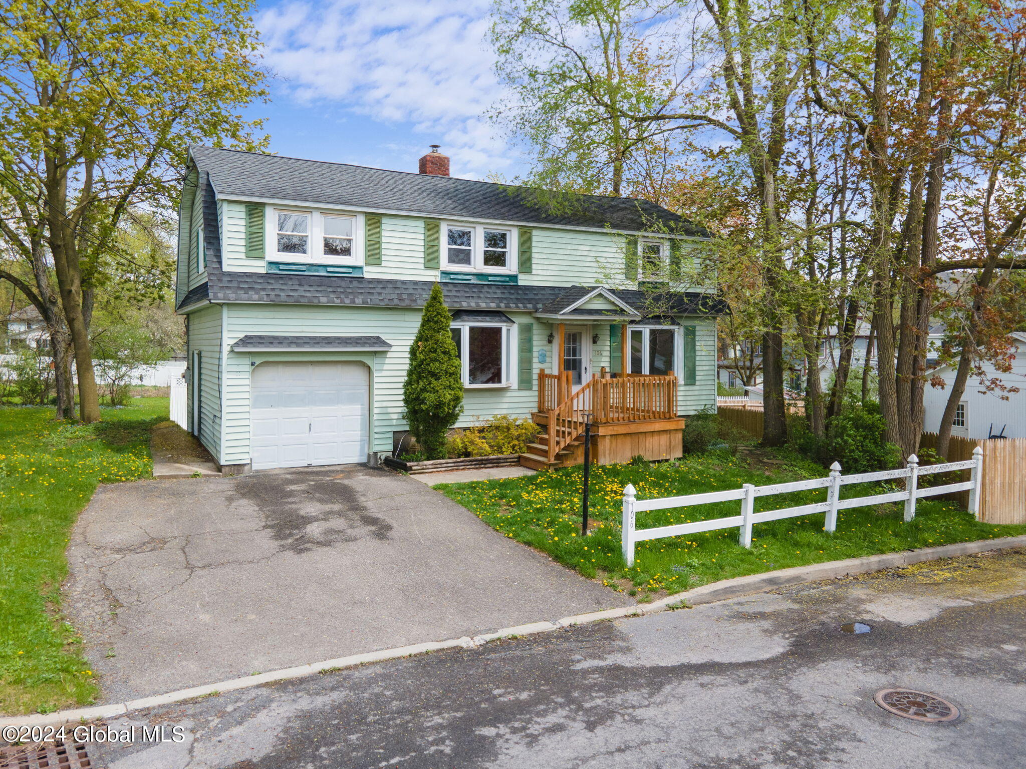 106 Jefferson Avenue