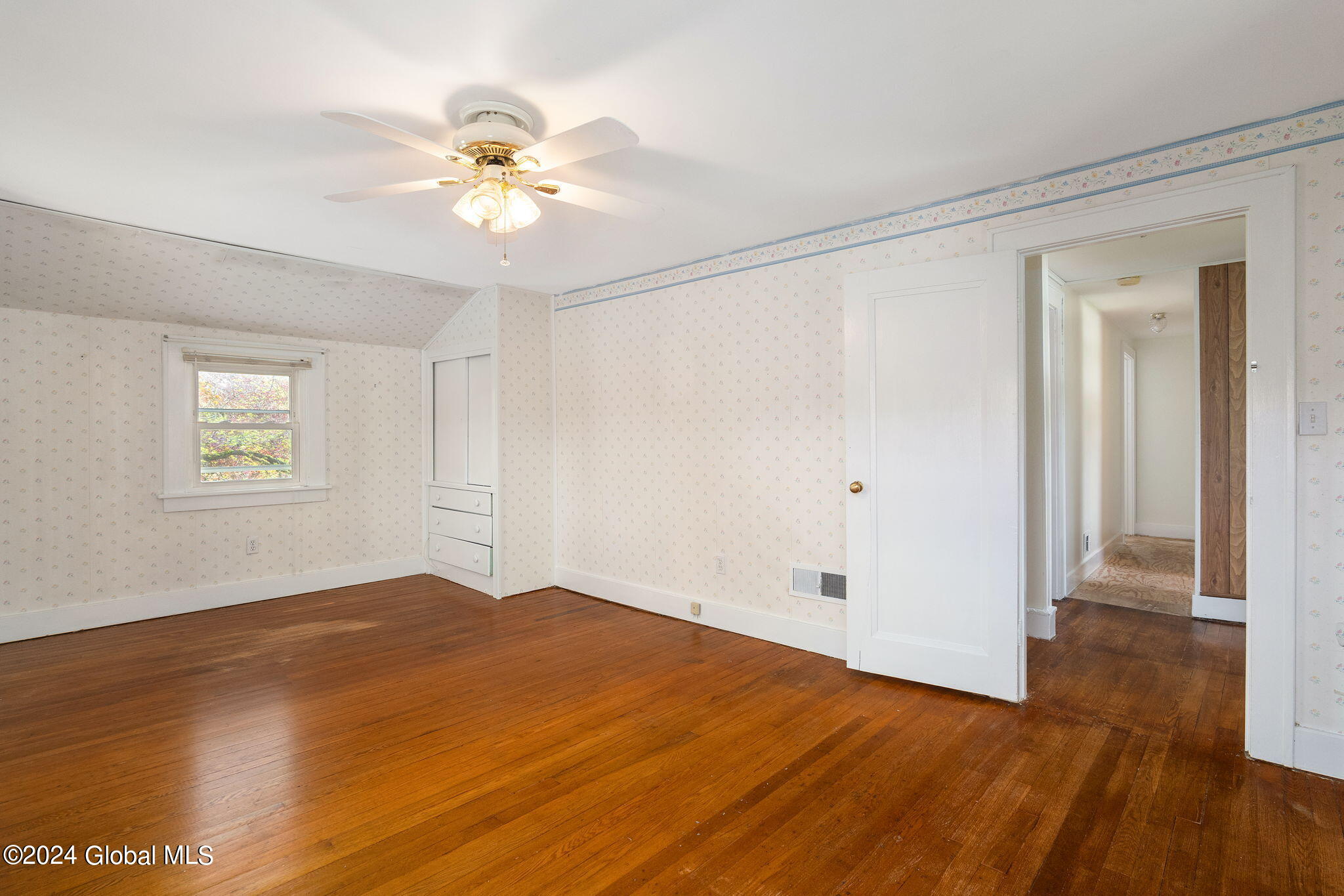 106 Jefferson Avenue