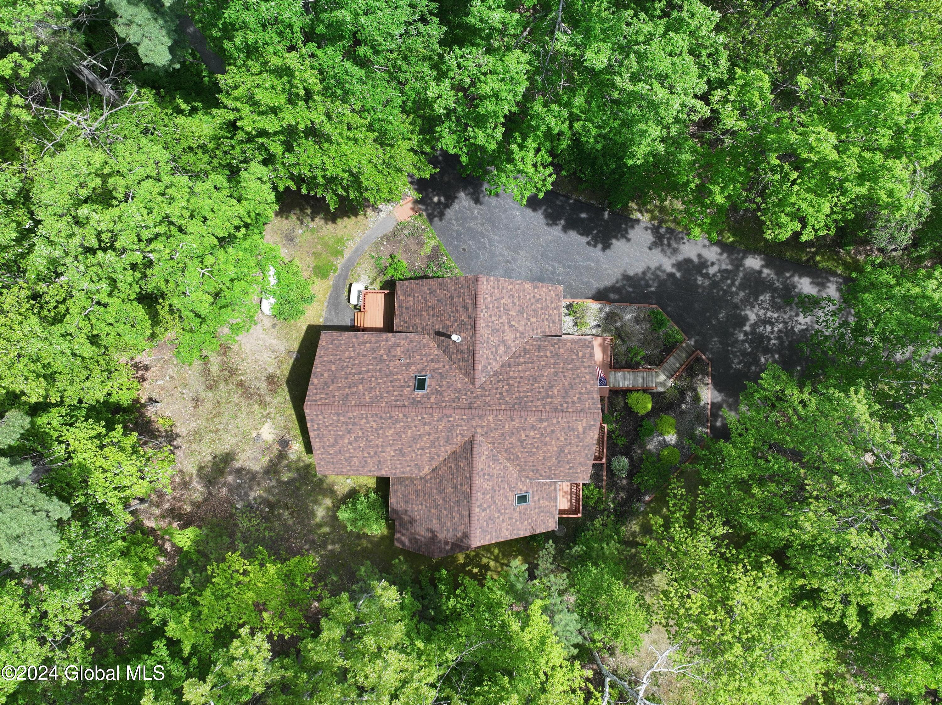 84 Pine Orchard Road
