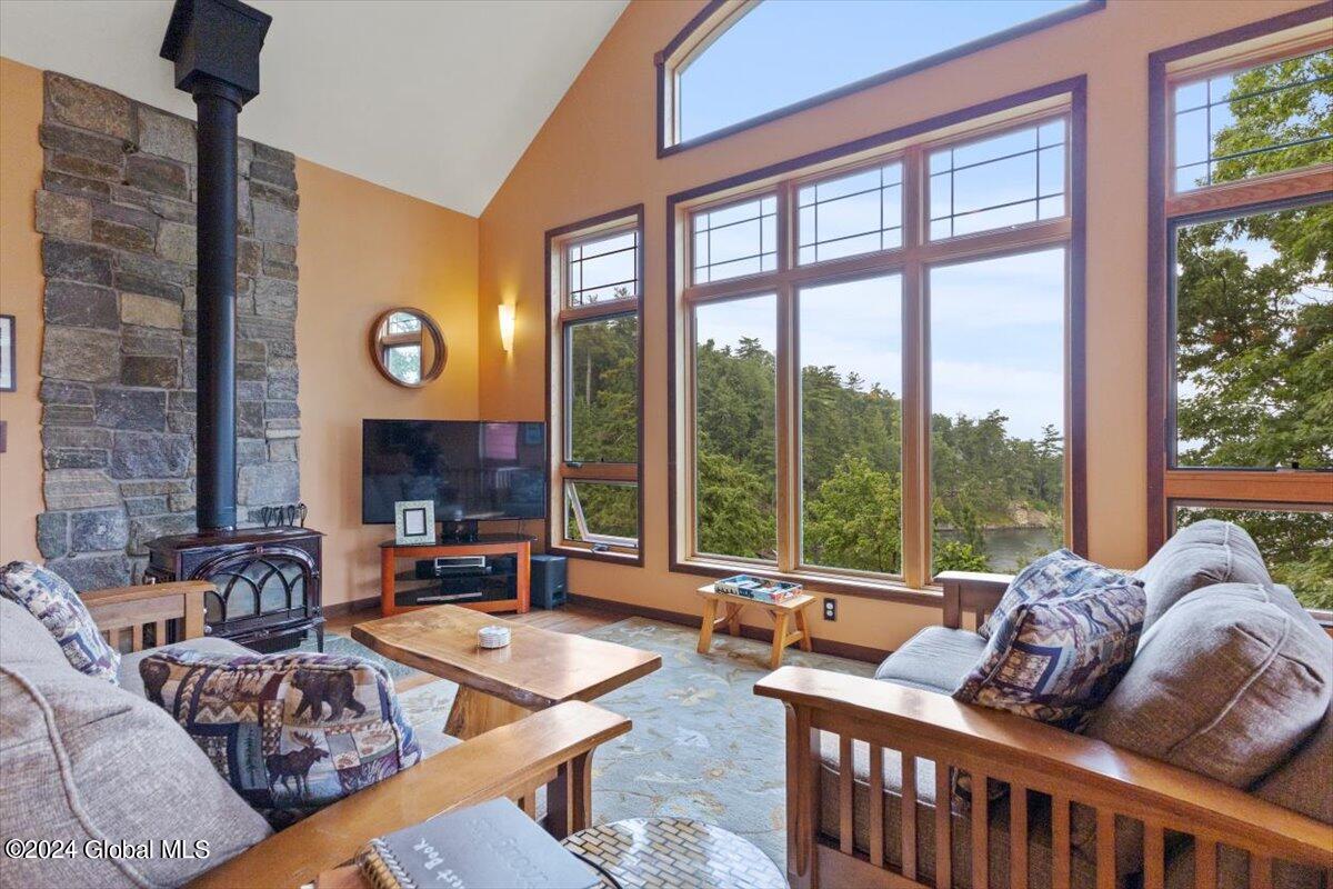 6510 Royal Anchorage Way