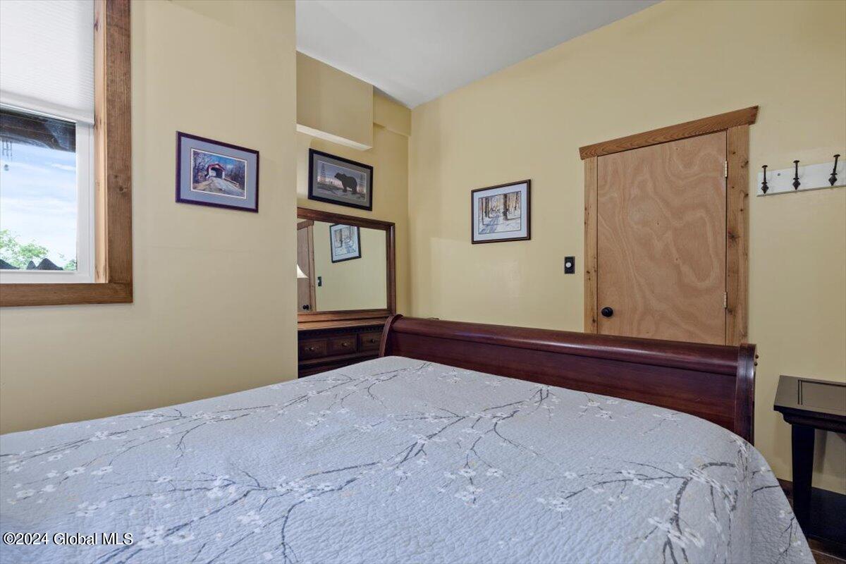 6510 Royal Anchorage Way