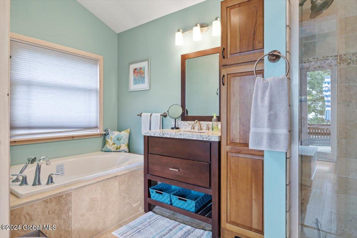 6510 Royal Anchorage Way