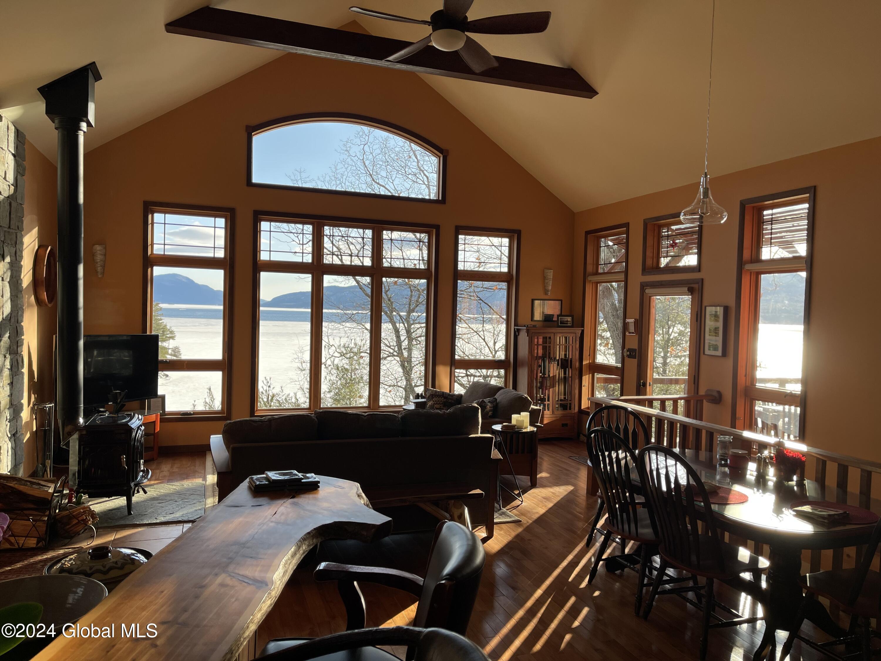 6510 Royal Anchorage Way