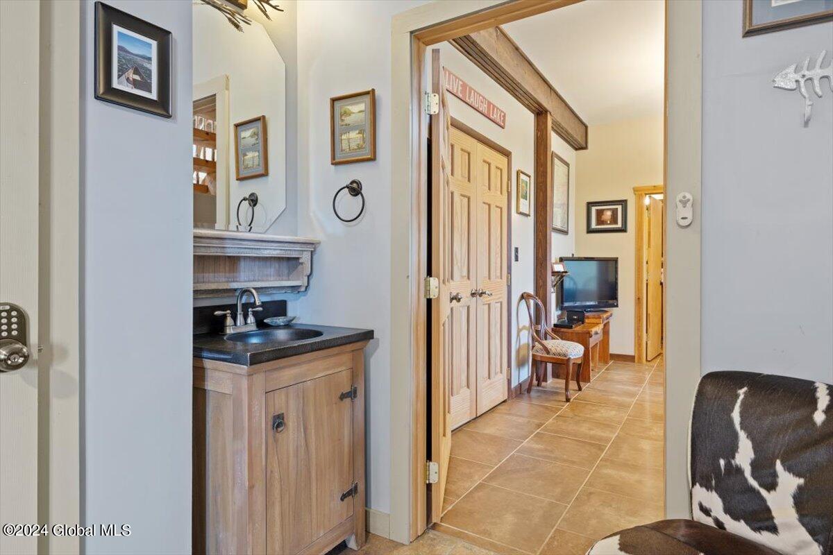 6510 Royal Anchorage Way